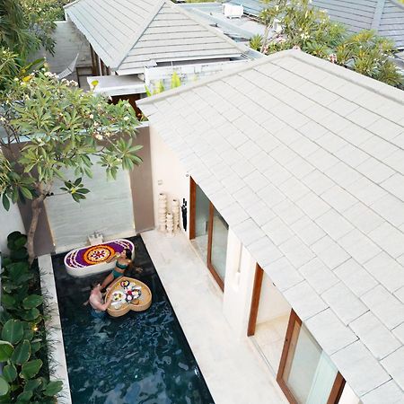 Astera Villa Seminyak Exteriör bild