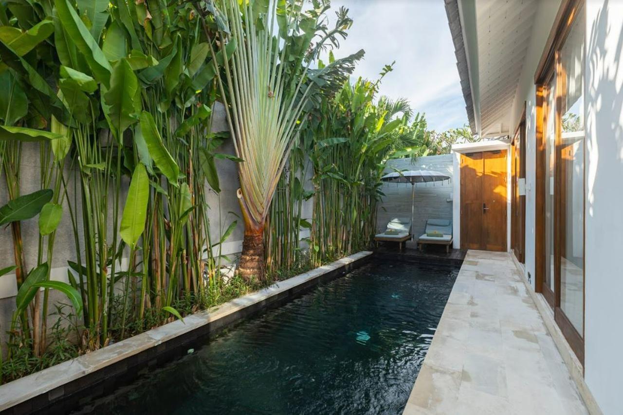 Astera Villa Seminyak Exteriör bild