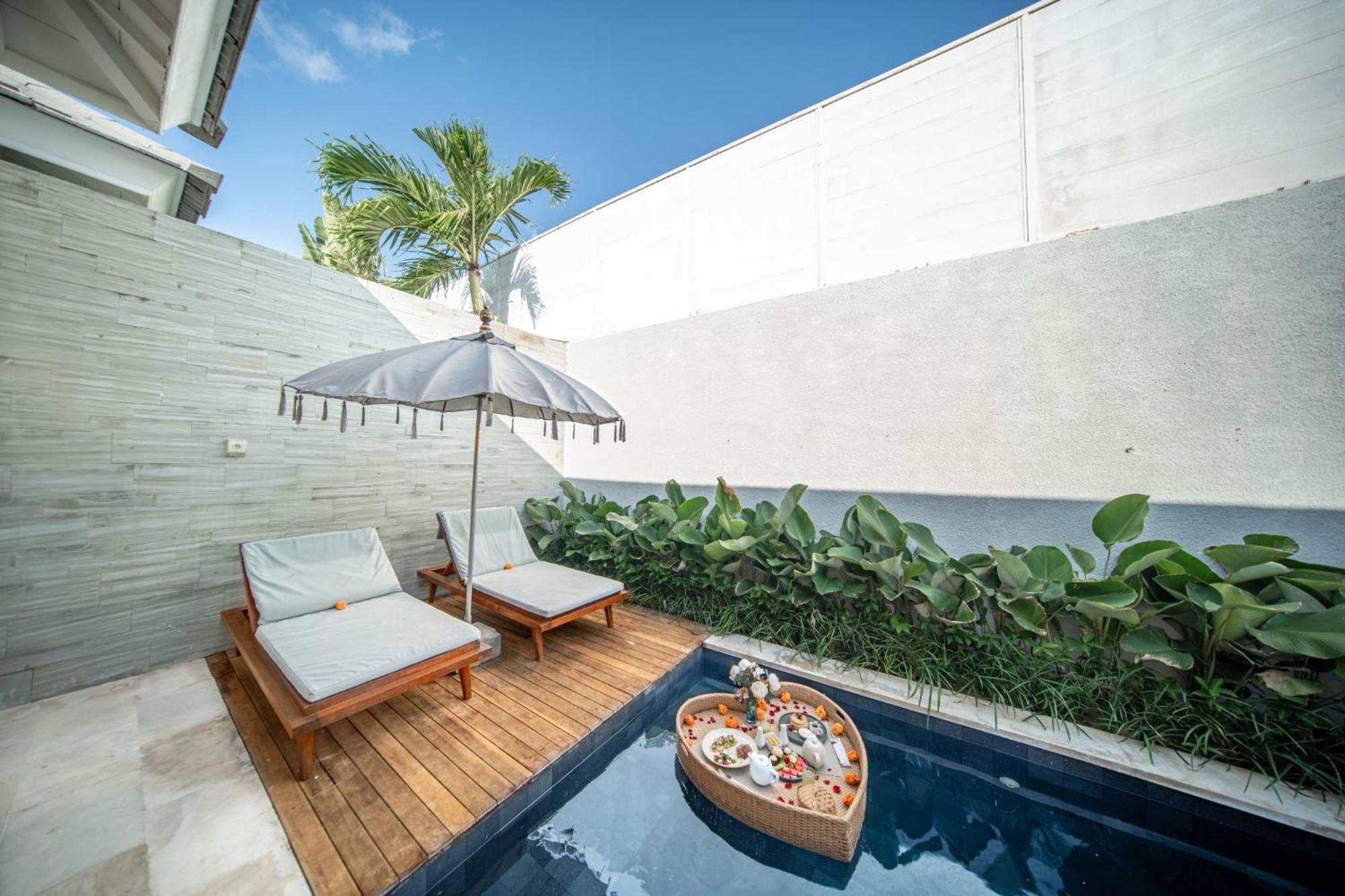 Astera Villa Seminyak Exteriör bild