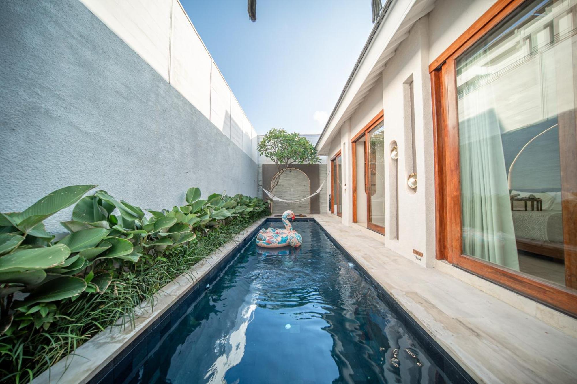 Astera Villa Seminyak Exteriör bild