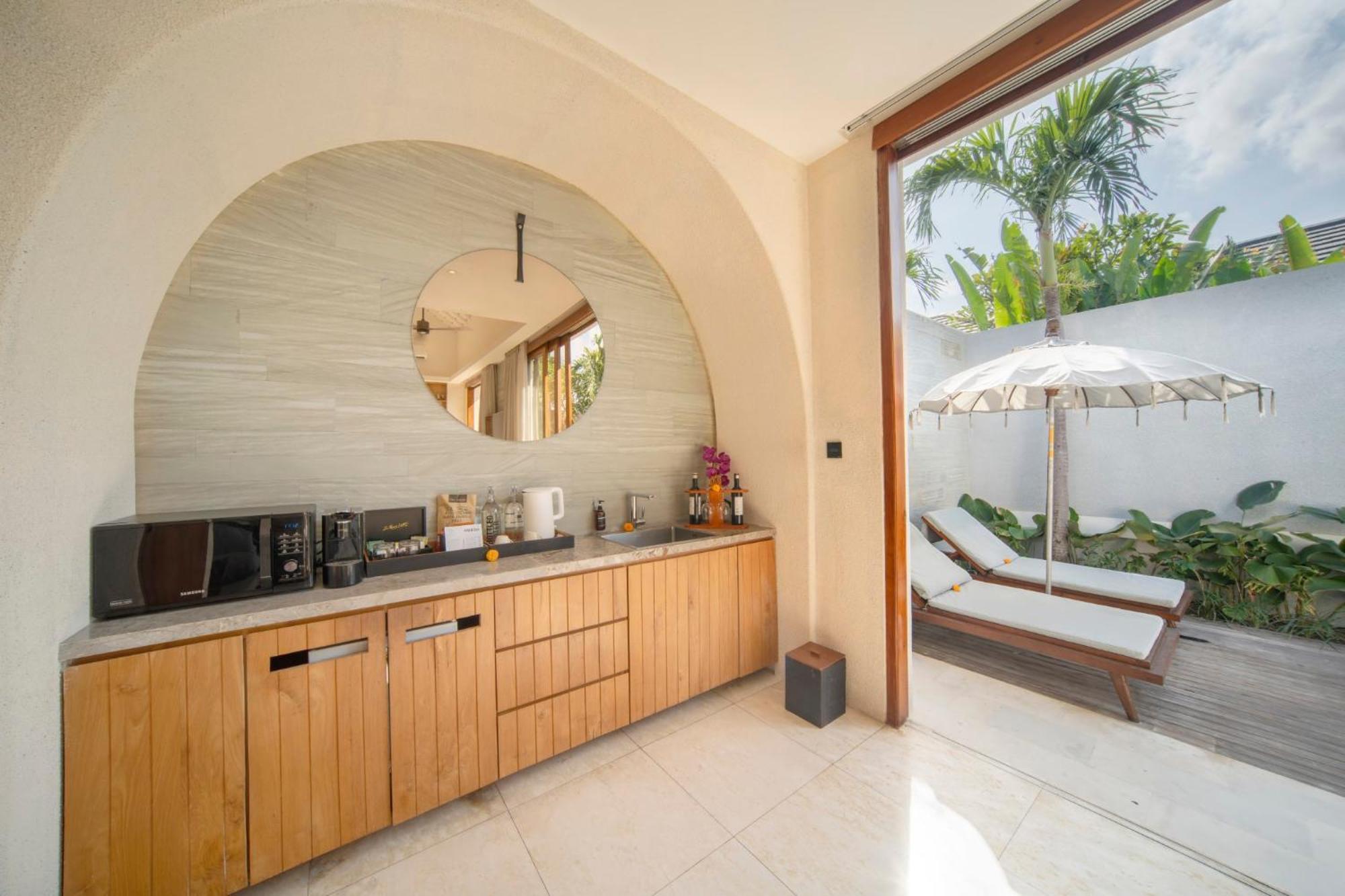 Astera Villa Seminyak Exteriör bild