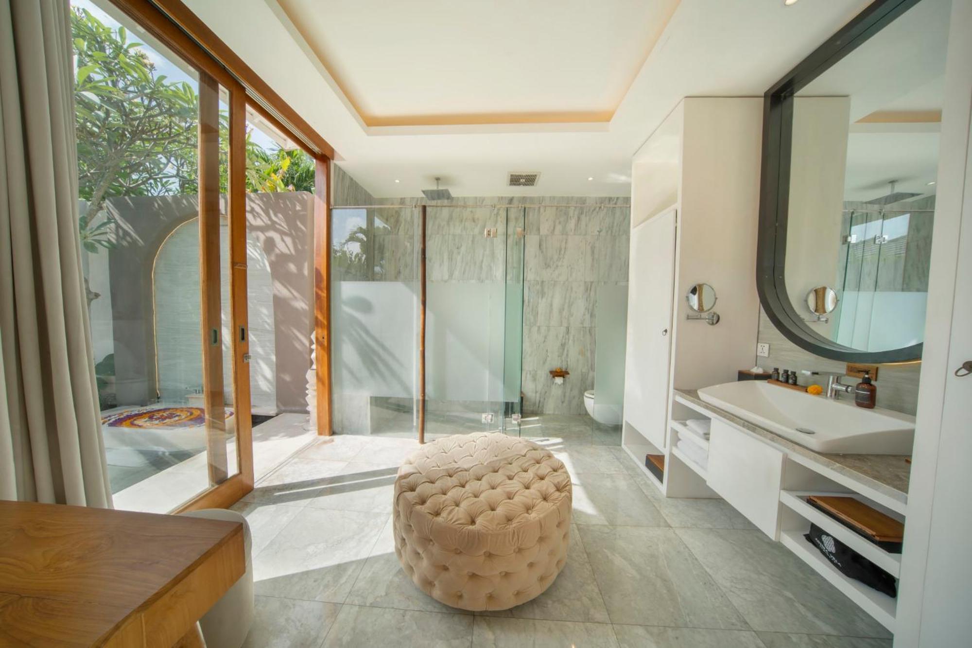 Astera Villa Seminyak Exteriör bild