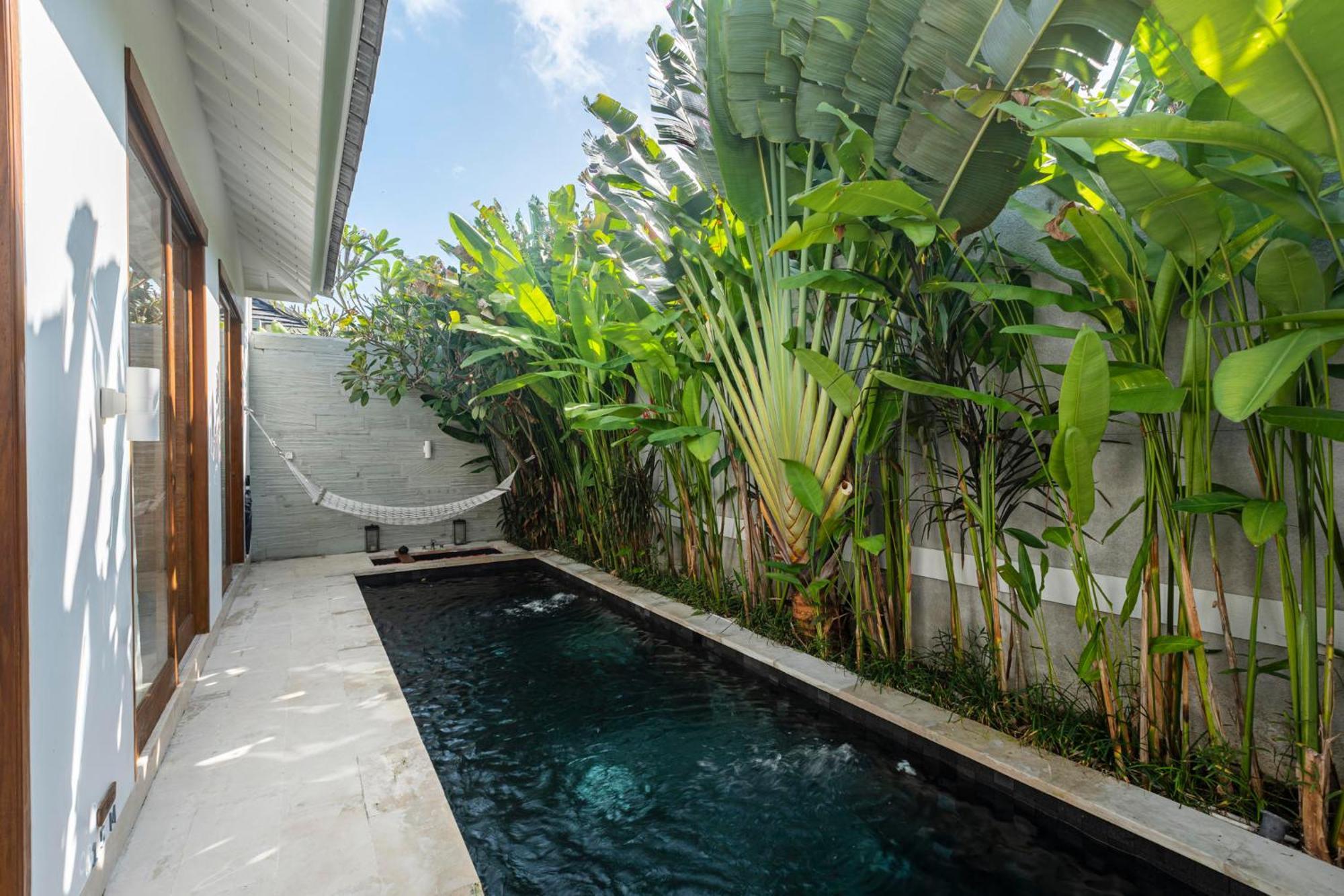 Astera Villa Seminyak Exteriör bild